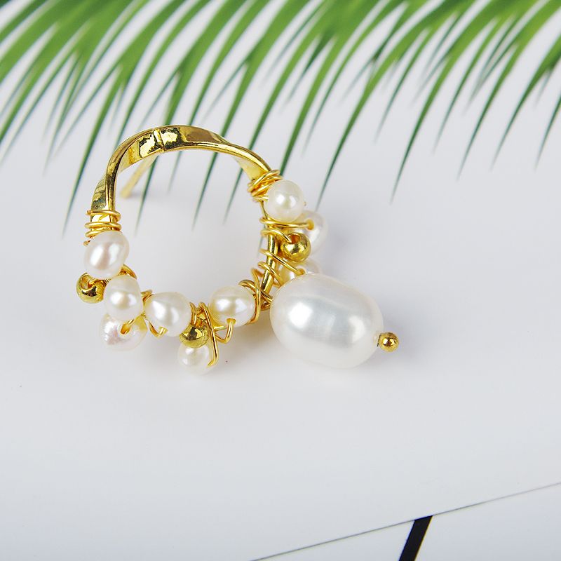 In 2020, 14K Gold Hand-Wound Natural Freshwater Pearl S925 Silver Stud Earrings details Picture