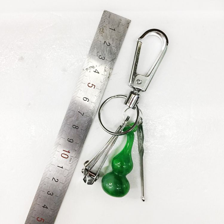 MQ Cartoon Gourd Keychain - Iron Hook Accessory Keychain Accessory 1 yuan 2 yuan store supply Application Scenario