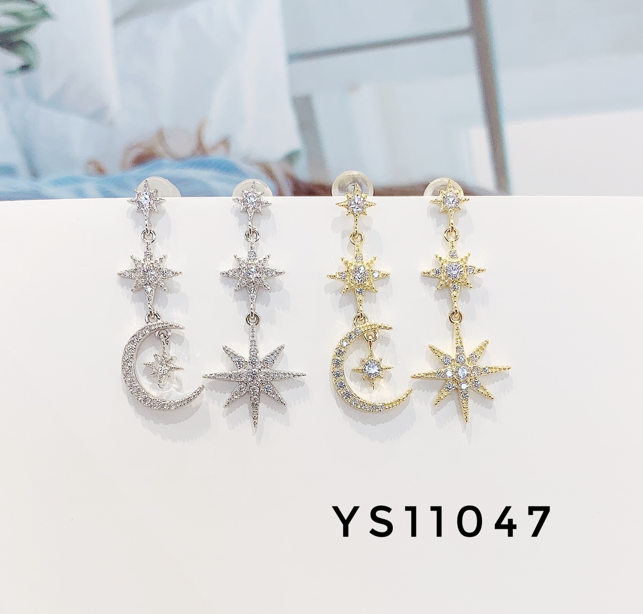 925 is all silver throughout