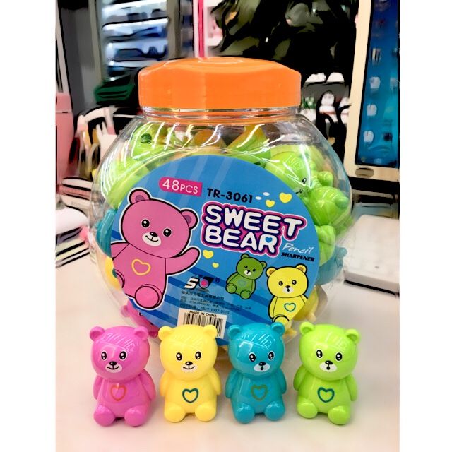3061 Cartoon cute bear-shaped single-hole pencil sharpener, a student stationery product