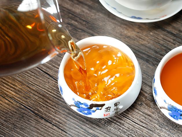 Simple packaging of Lao Jinchamba black tea 125g Application Scenario