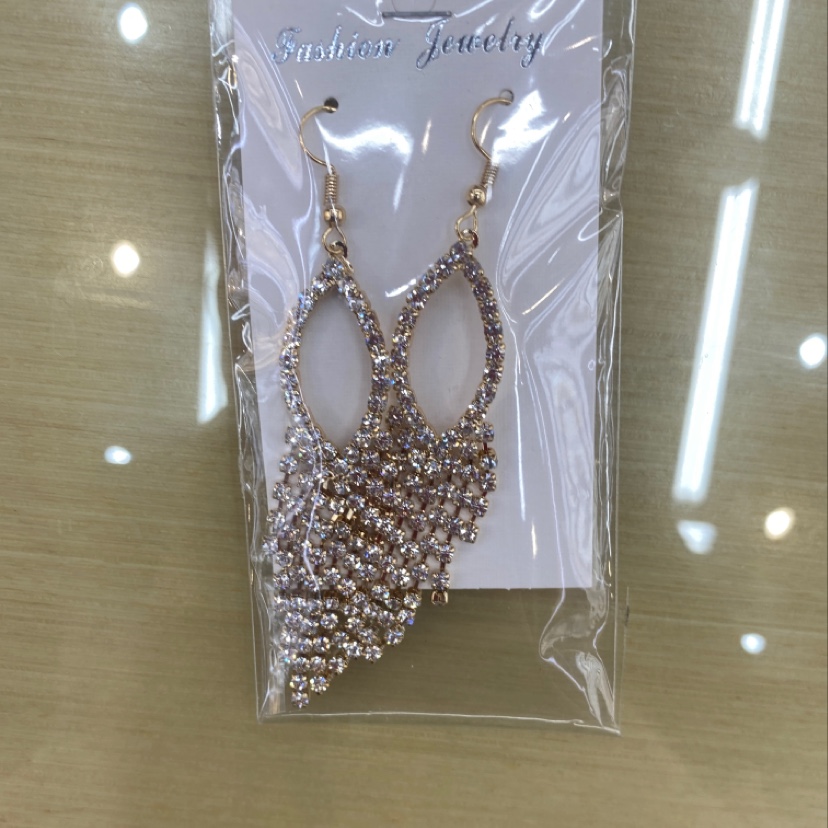 Hollow out earrings thumbnail