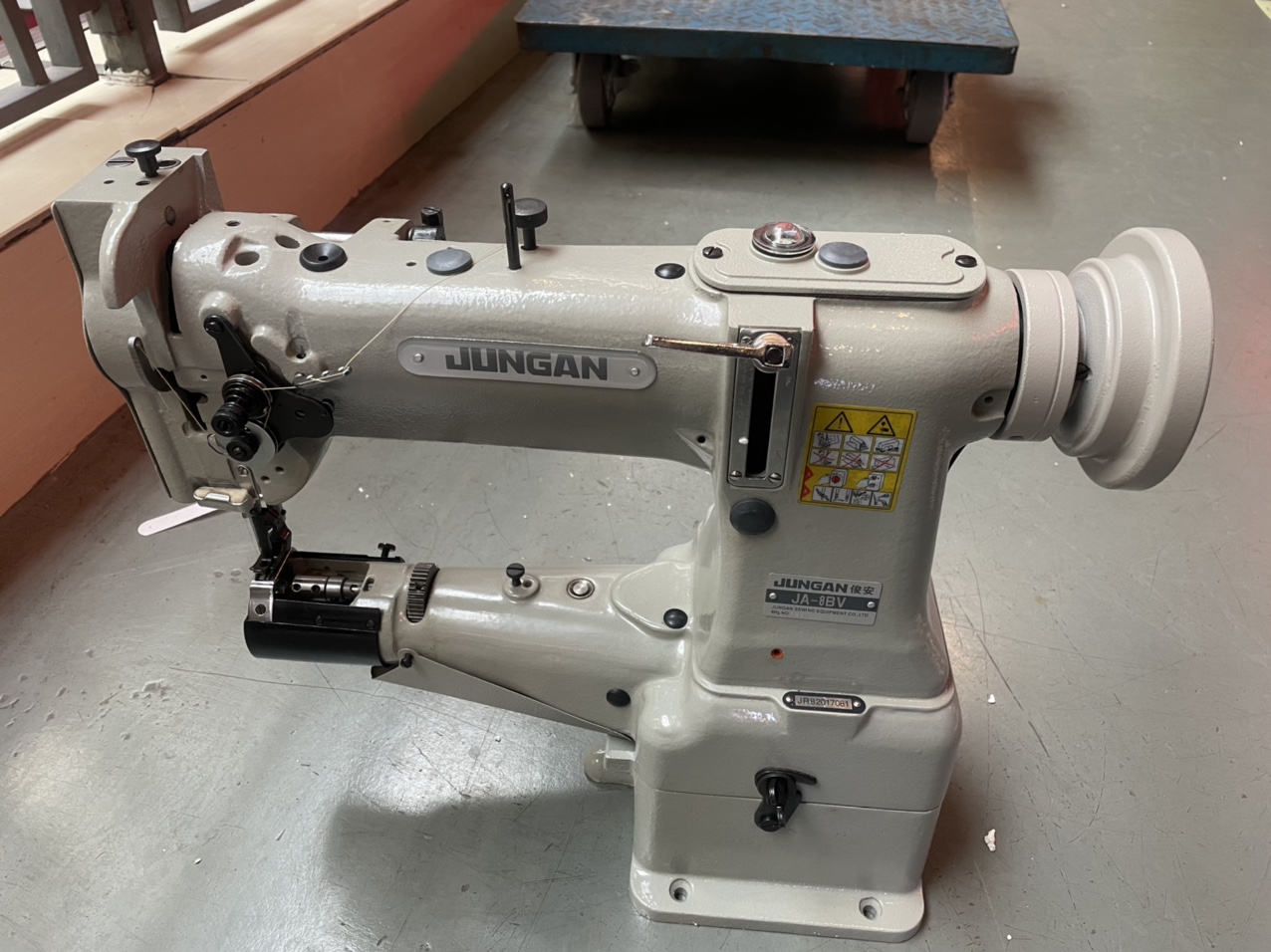 JA-8BWDX sewing machine equipment manufacturer direct sales, immediate delivery, quality guaranteed, practical and efficient
