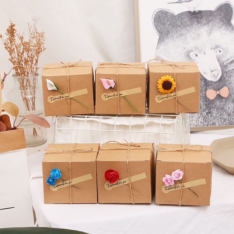 New Creative Simple Kraft Paper Diy Stickers Christmas Flower Apple Gift Box Christmas Eve Apple Box Packaging Box full figure