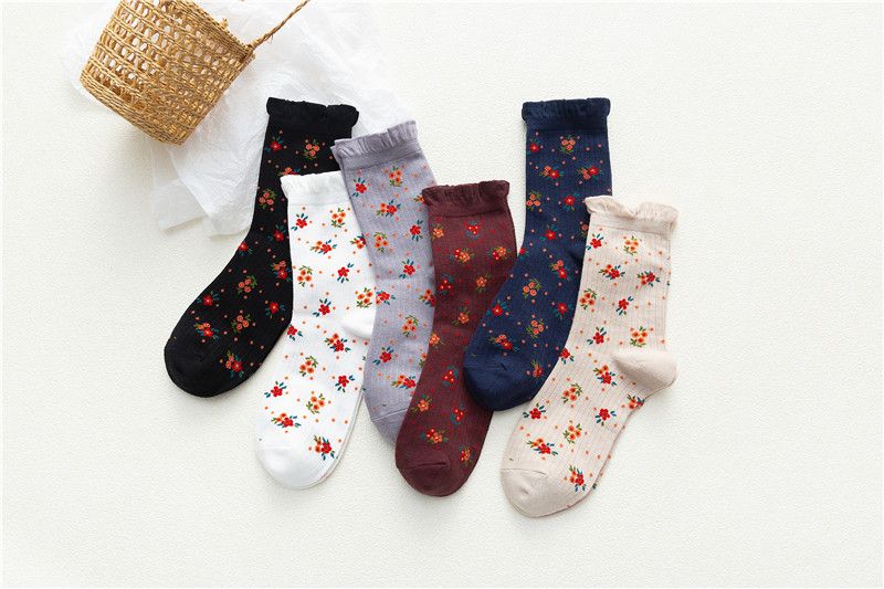 2020秋冬小碎花花边中筒袜