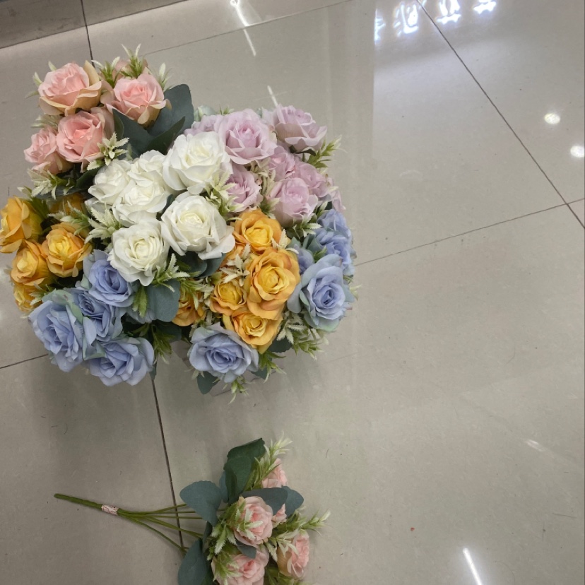 6头琳娜把束