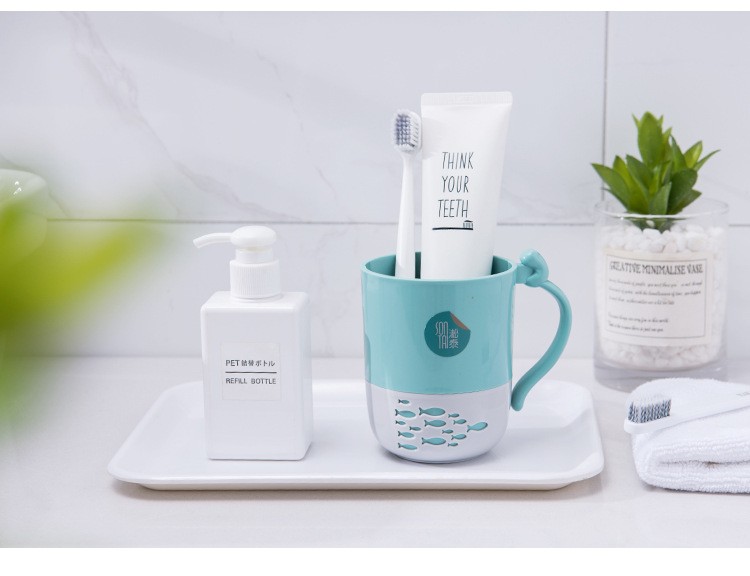Fashionable and creative home cat fishing mouthwash cup detail image 12