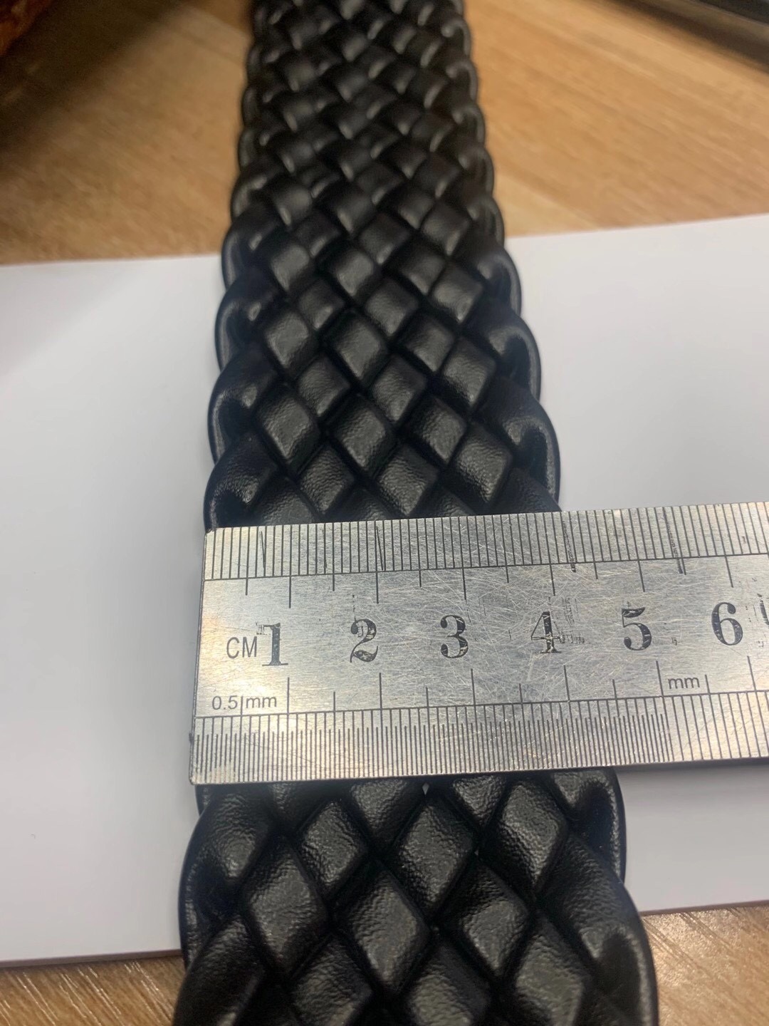 9-Strand details Picture