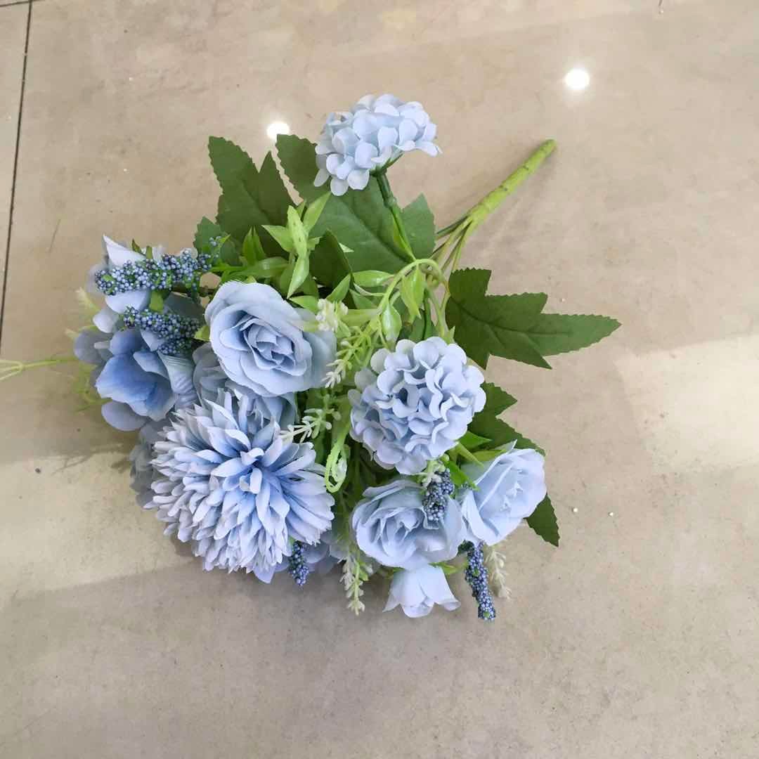 Wholesale of 7-pronged new and beautiful roses for living room artificial flower and artificial flower decoration pic 3