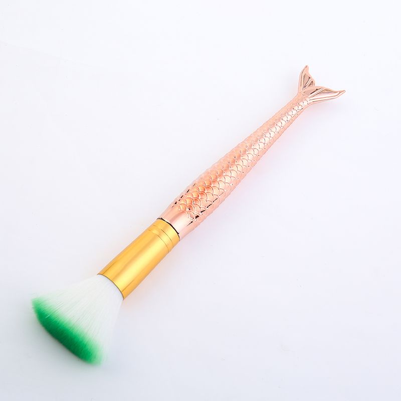 وقد استُخدِمت ست فرشاة مكياج لحورية البحر Item Picture