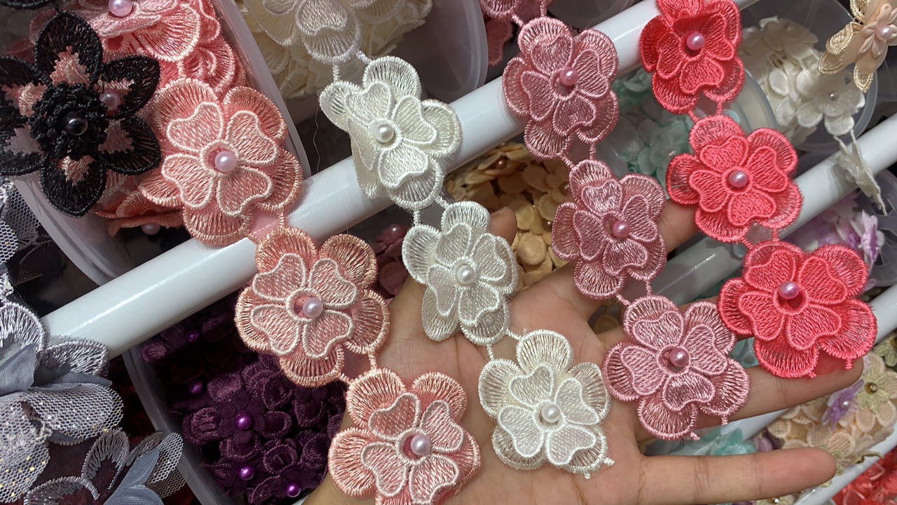 Hot-selling lace accessories