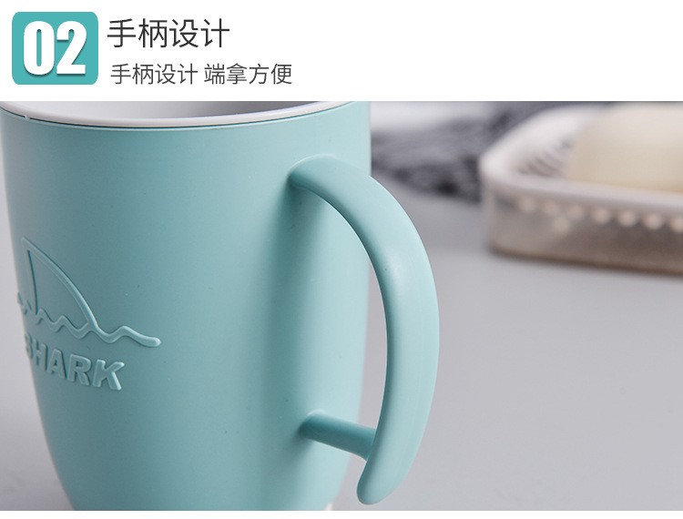 Household shark-patterned toothbrush, toiletry cup and mouthpiece detail image 6