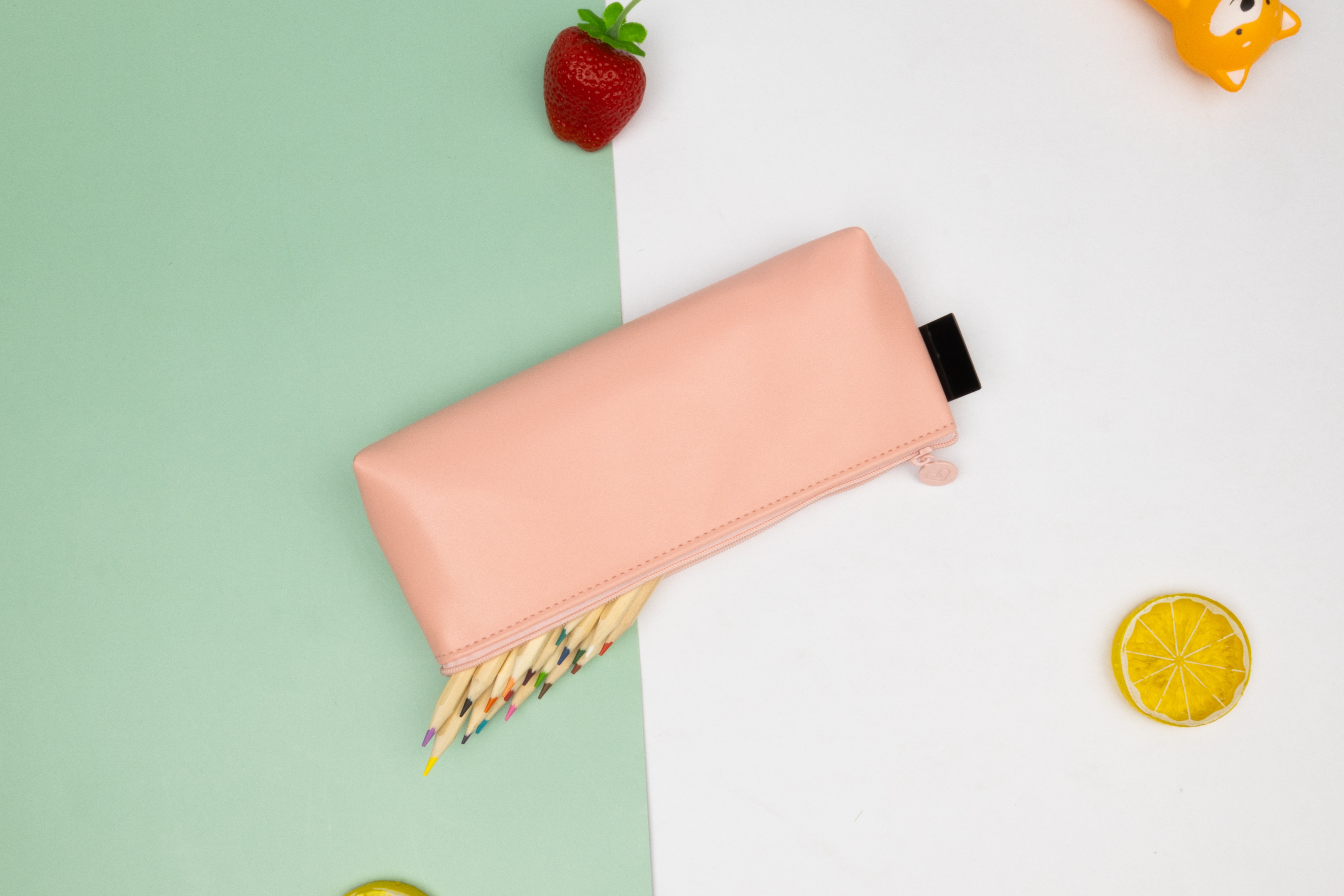 小怪兽倒梯形笔袋