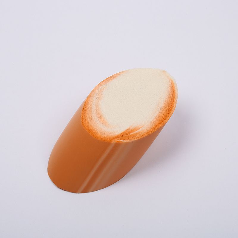 وزوِّد الصانعون ادوات غسل الوجه بالمكياج Item Picture