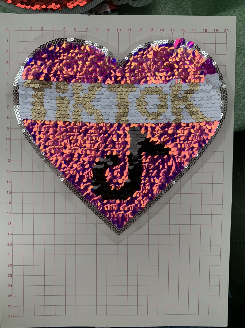 Sequined heart heart auxiliary flower