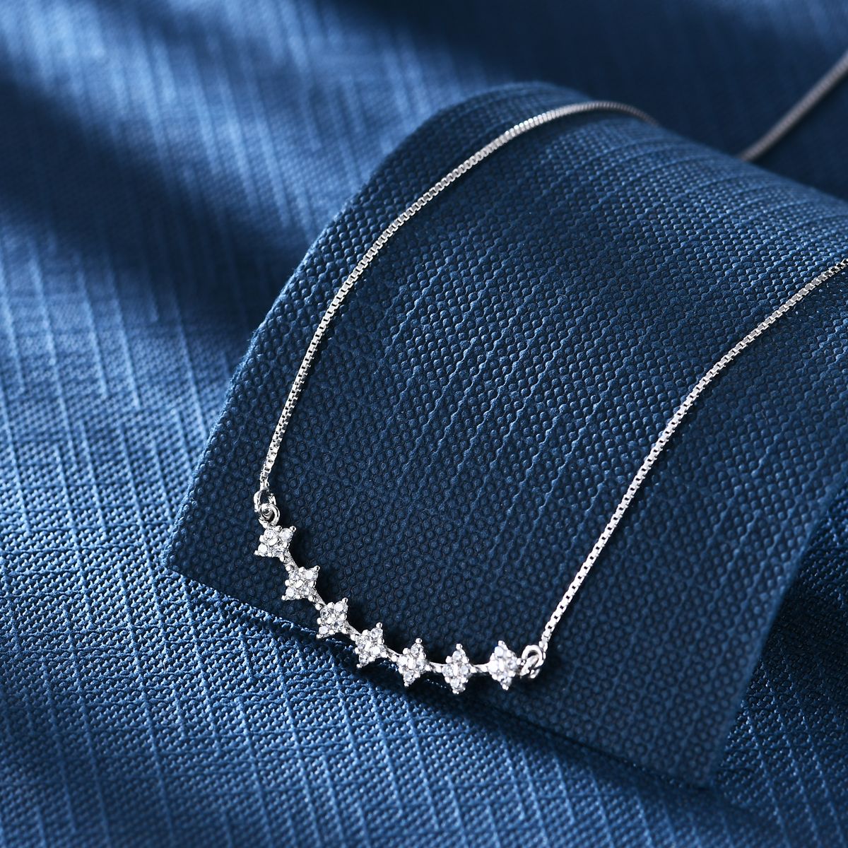 Anton Head Wolf S925 sterling silver Niche design Instagram Qixi Festival Beauty Women's Necklace, minimum order quantity one, free shipping