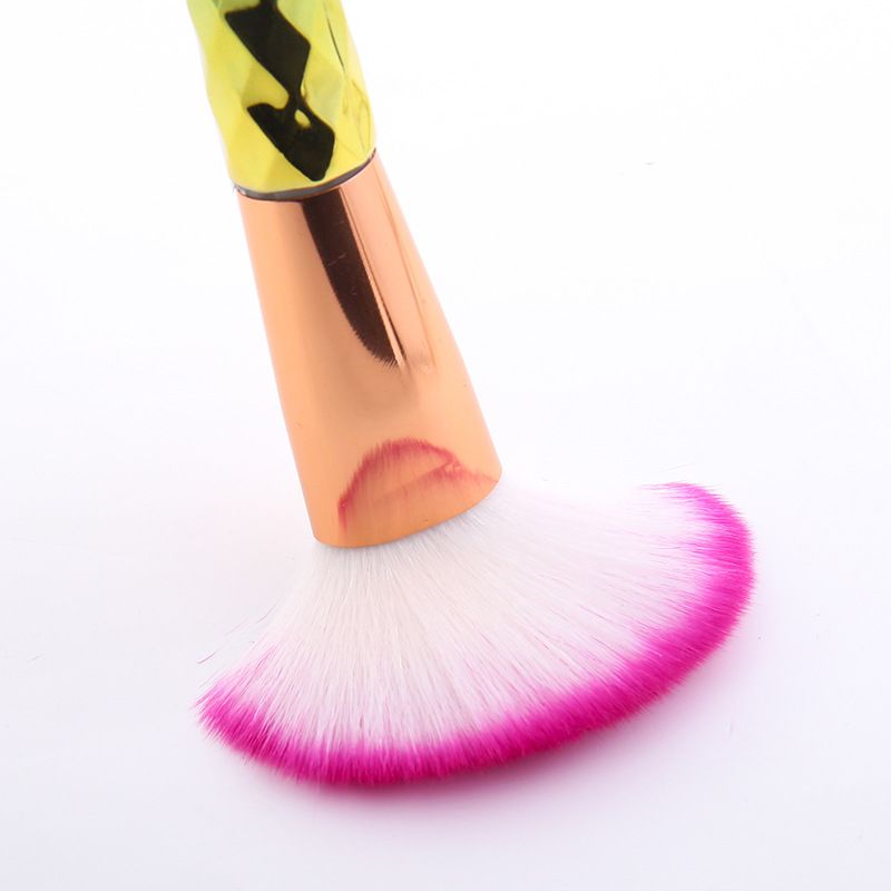 Multi-functional makeup brush, beauty tool, spiral handle, rose gold colorful powder brush, long blush brush Item Picture