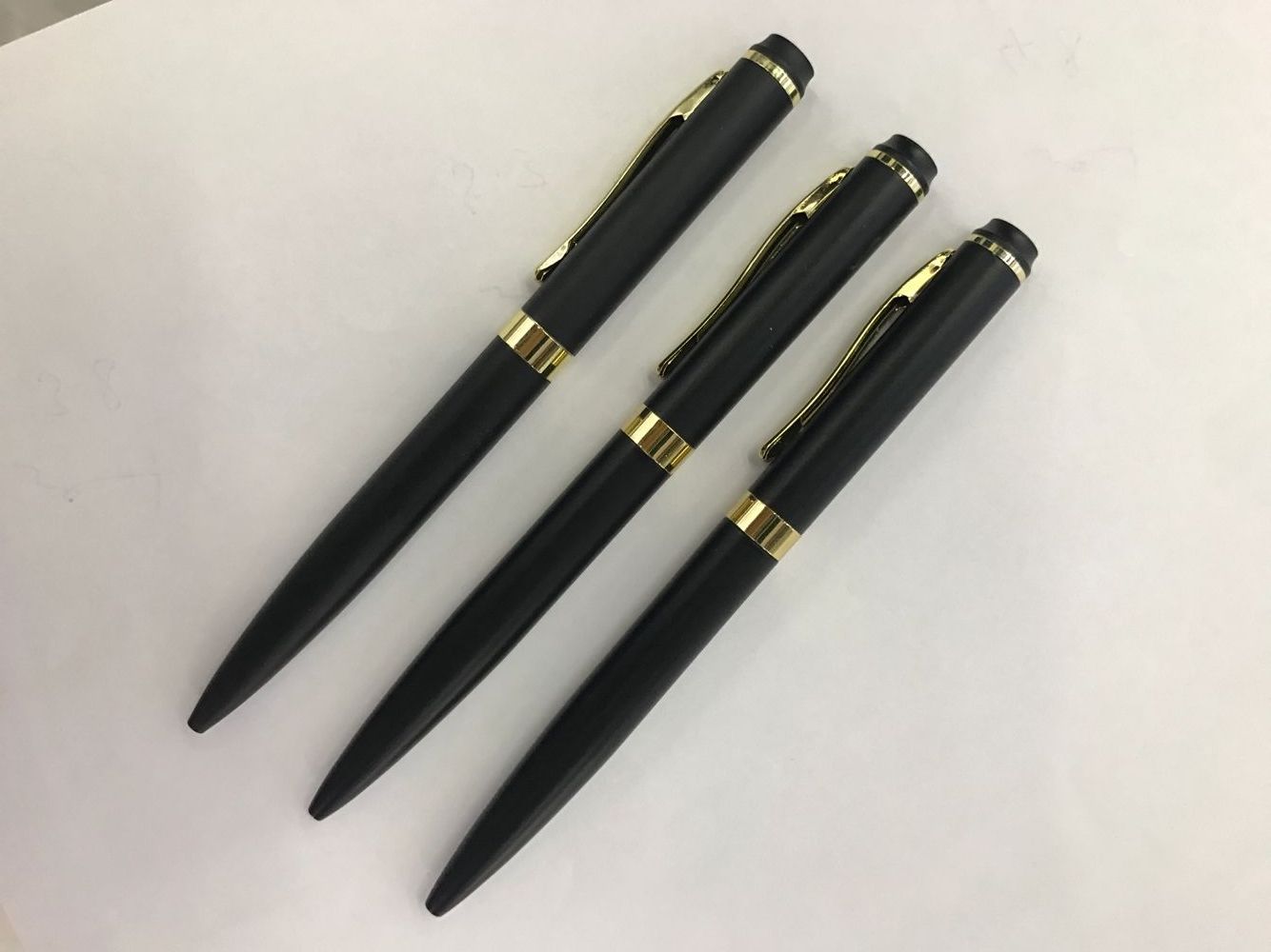 Metal Ballpoint Pen Gift Pen Office Pen Student Pen details Picture