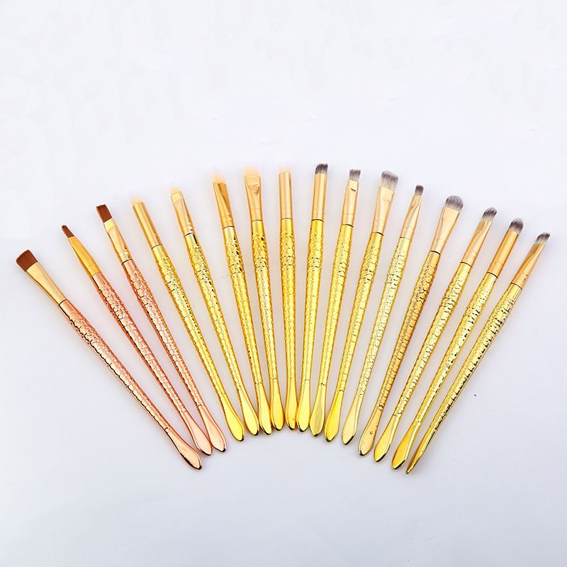 New beauty tools: Fashionable and creative mermaid makeup brush, comfortable soft bristle eyeshadow brush, artificial fiber makeup brush details Picture