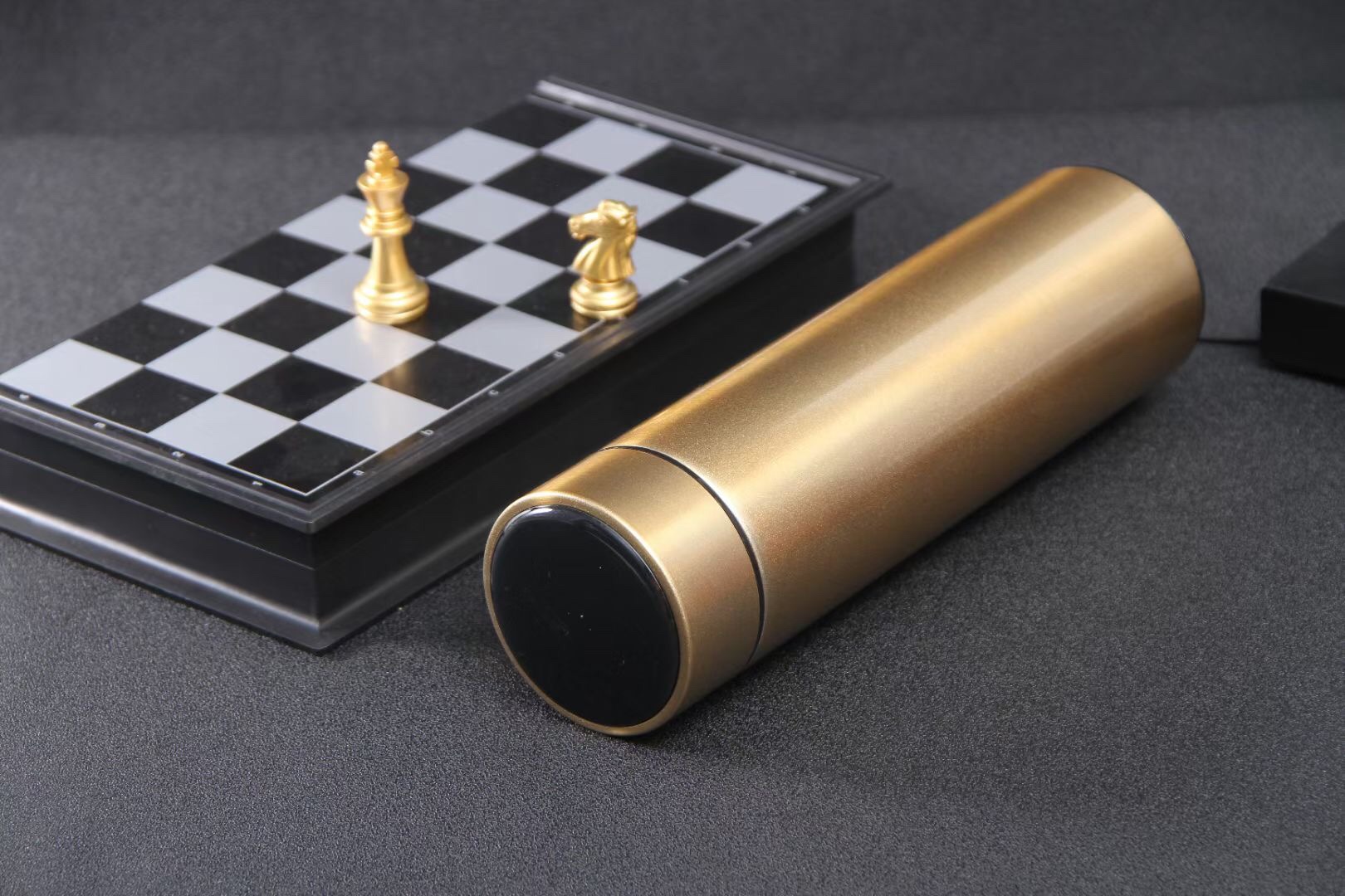 Smart Thermos Cup Smart Straight Cup Application Scenario
