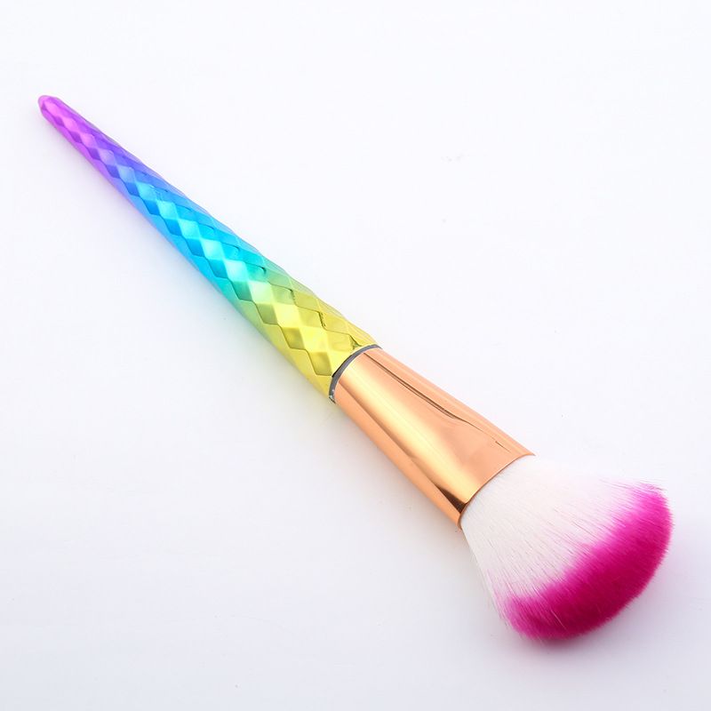 Multi-functional makeup brush, beauty tool, spiral handle, rose gold colorful powder brush, long blush brush Application Scenario