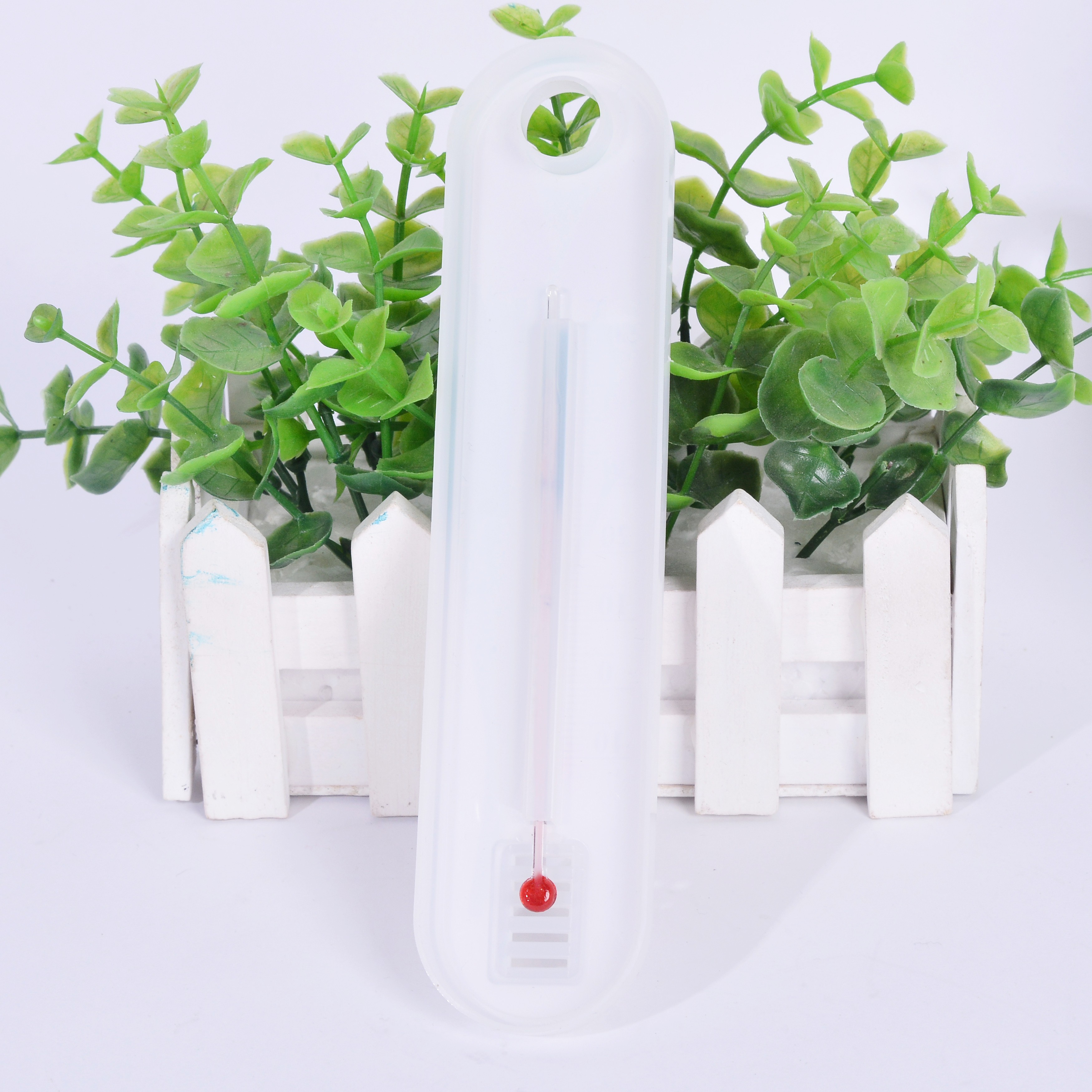 Plastic cartoon rose-patterned thermometer, indoor and outdoor thermometer, greenhouse thermometer detail image 4