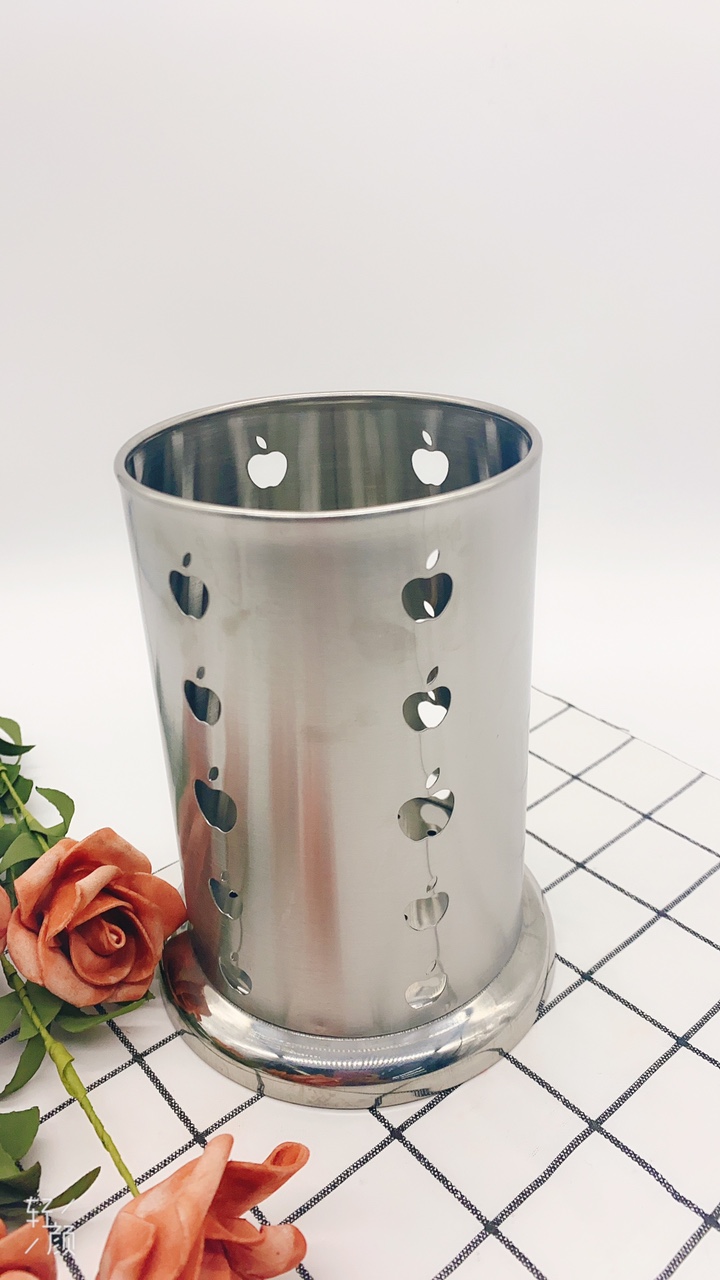 Factory direct sales of perforated stainless steel chopstick holders 筷笼 draining round apple chopstick cages wholesale