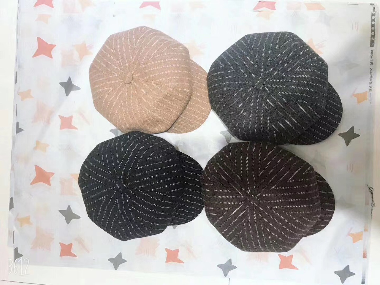Corrugated water caps for men and women in winter thumbnail