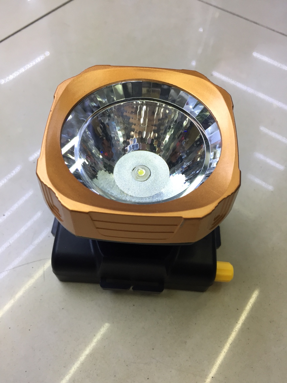 2002 model dimmable battery headlamp