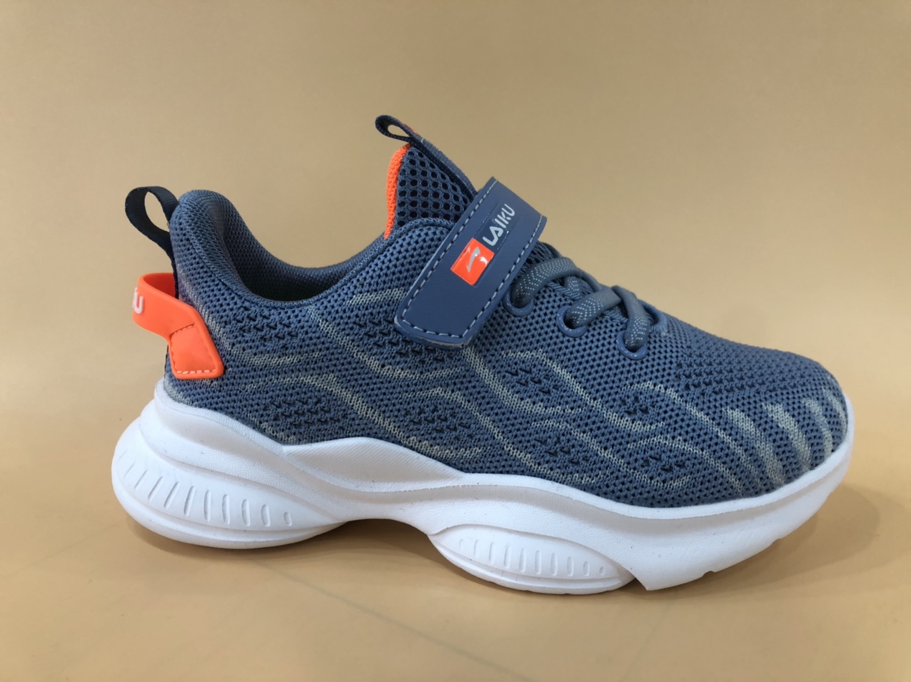 爆款20新款休闲儿童鞋