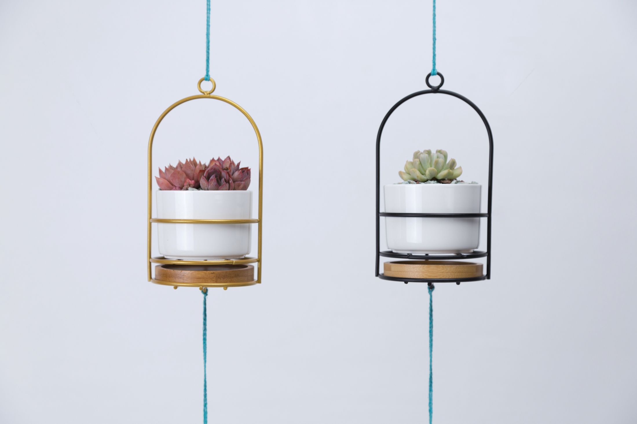 Simple tie Yi landing flower frame living room green plant flower arranger light luxury home indoor metal decorative decorations tie Yi vase pot tie Yi flower frame wind chimes thumbnail