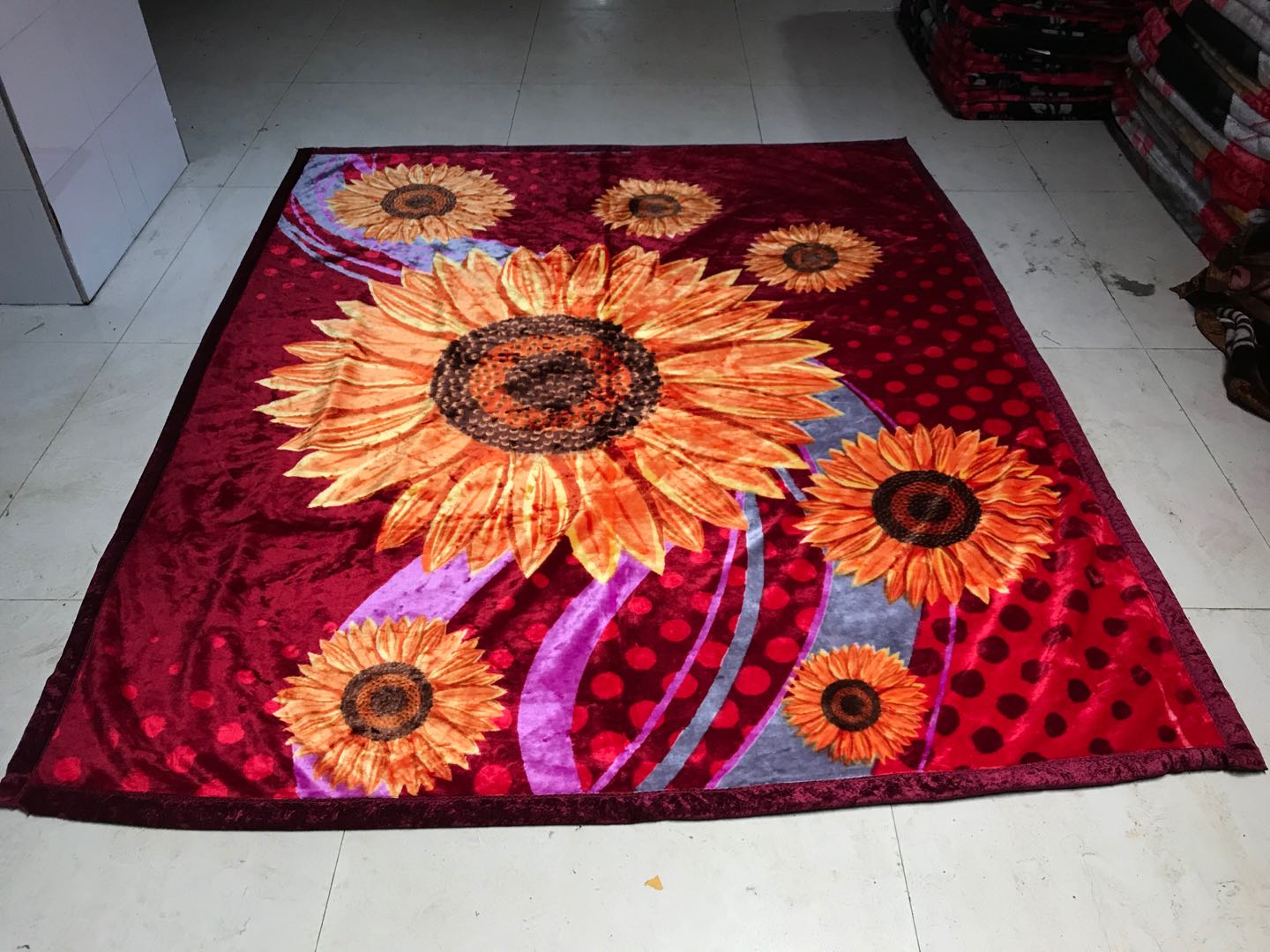 Wholesale Foreign Trade Blanket Flannel Coral Velvet Raschel Blanket Size Can Be Customized Color 76 details Picture
