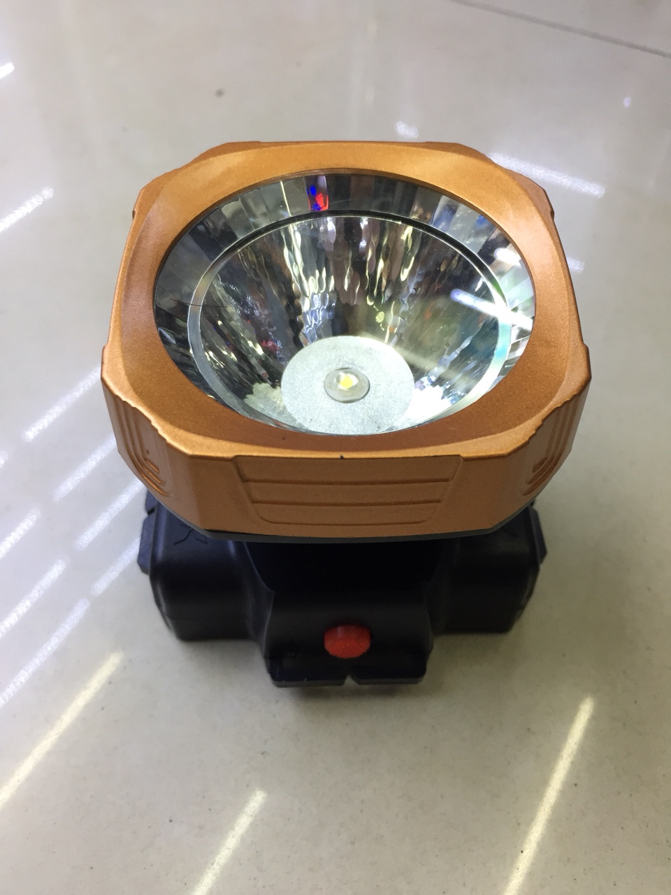 Model 5099 battery headlamp