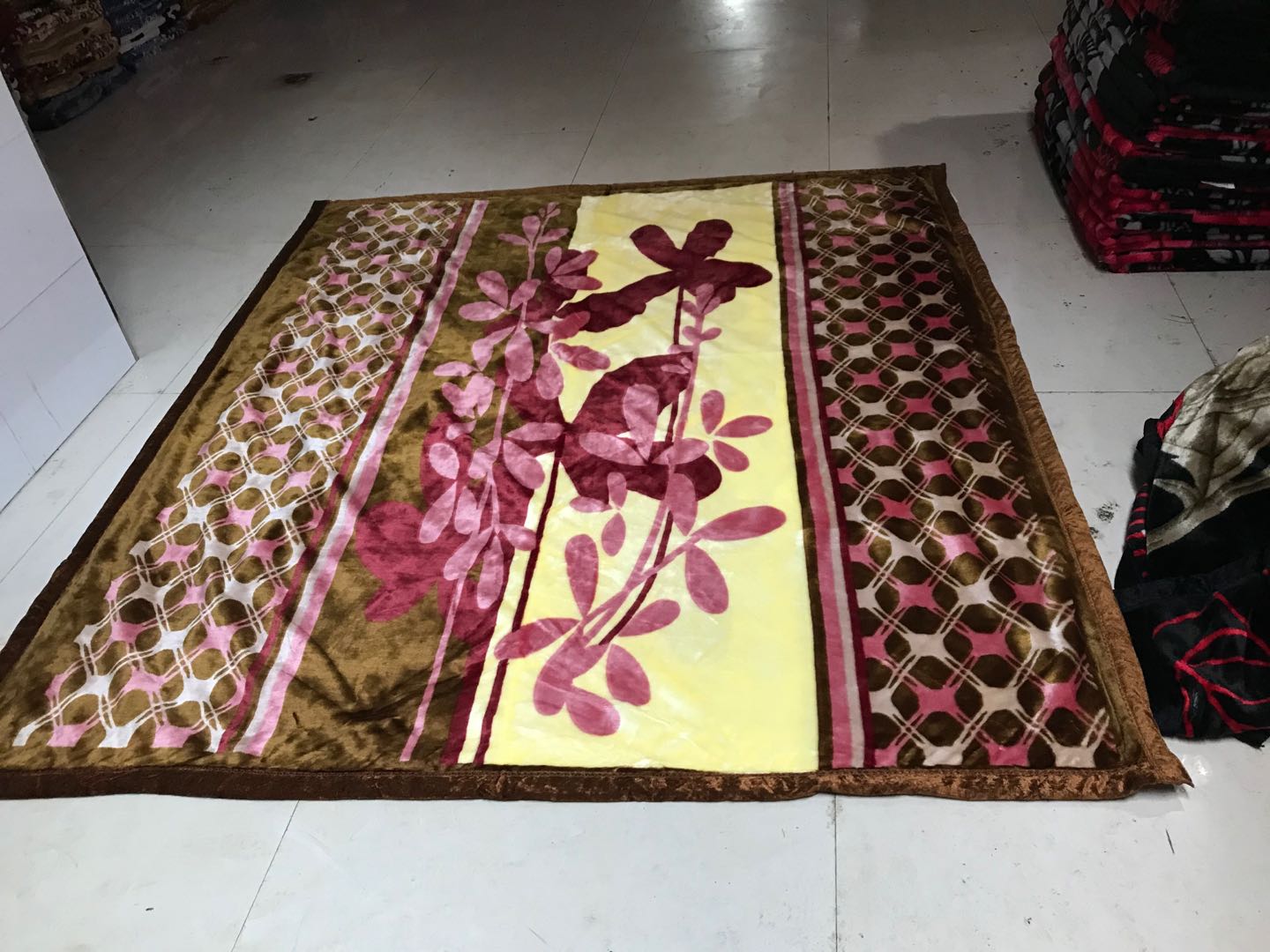 厂家批发外贸毛毯绒毯法兰绒珊瑚绒拉舍尔毛毯尺寸可定制花色65