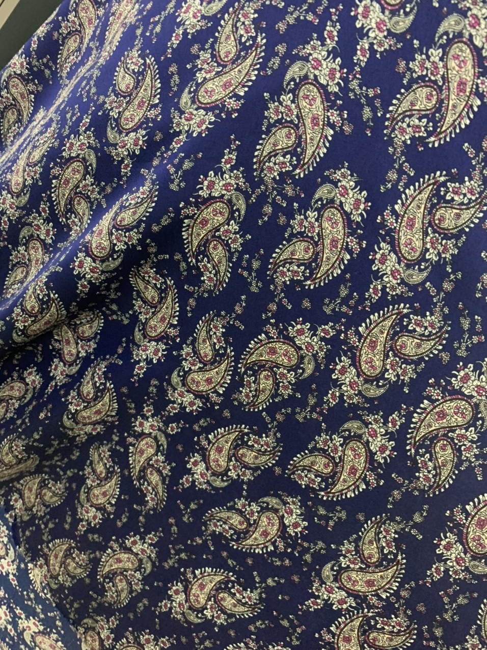 缎面仿真丝服装围巾头饰面料5