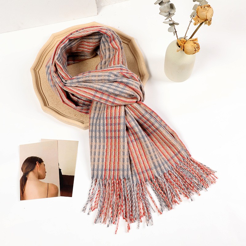 冬季保暖格子围巾日韩甜美仿羊绒流苏围脖披肩两用女士围巾批发详情图3