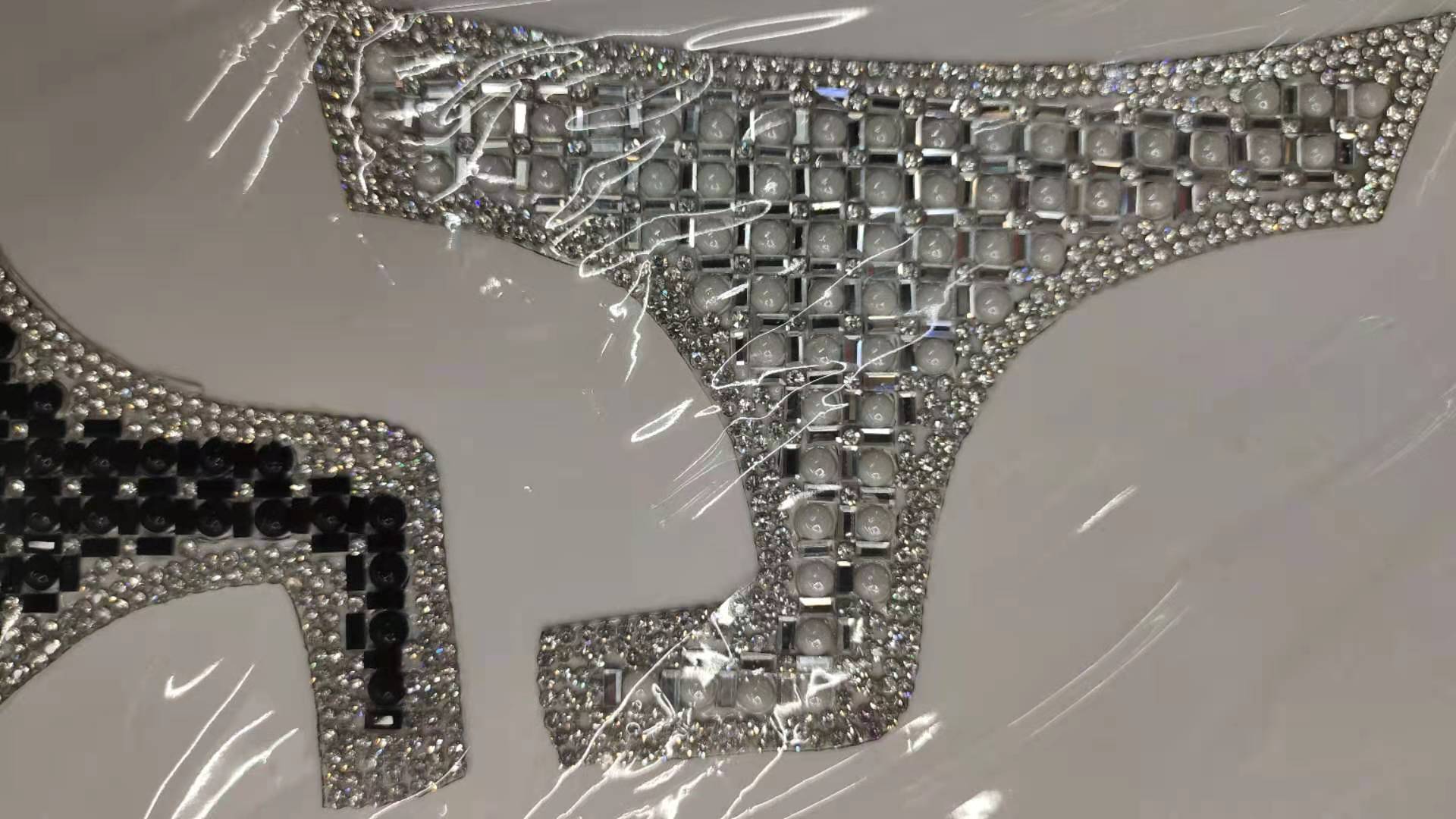 漂亮闪亮女拖鞋鞋面