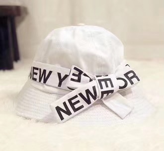 Fashion student cap in white thumbnail