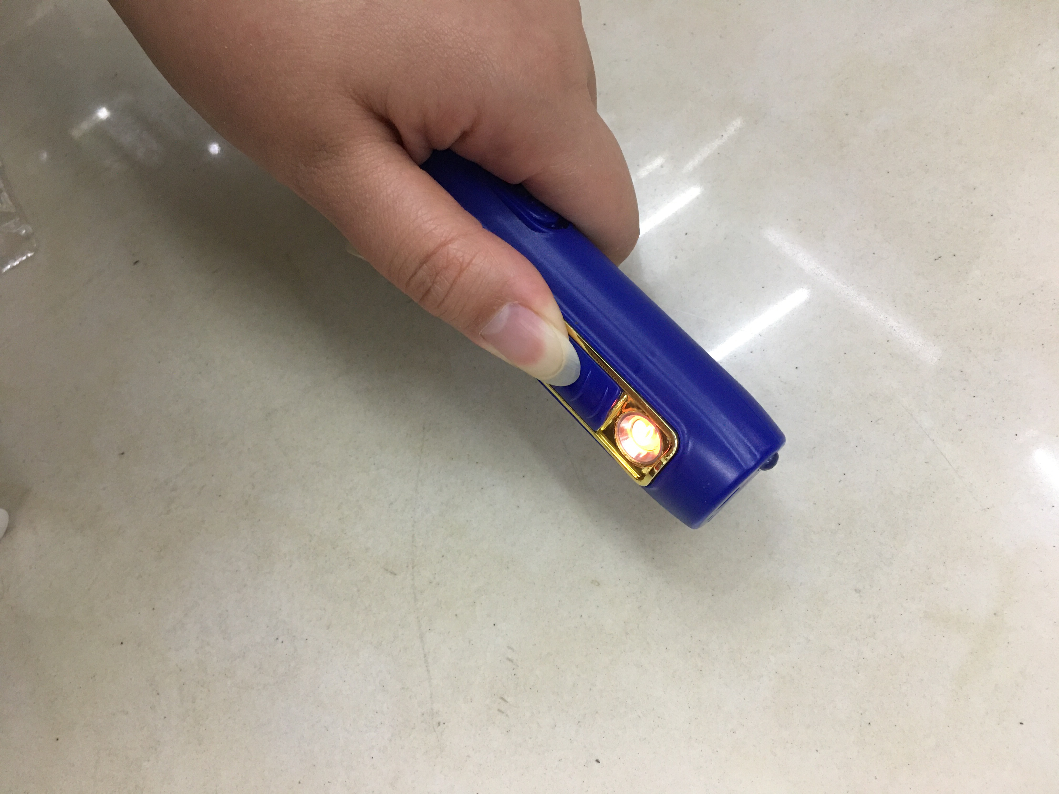 YW-1713白底实物图