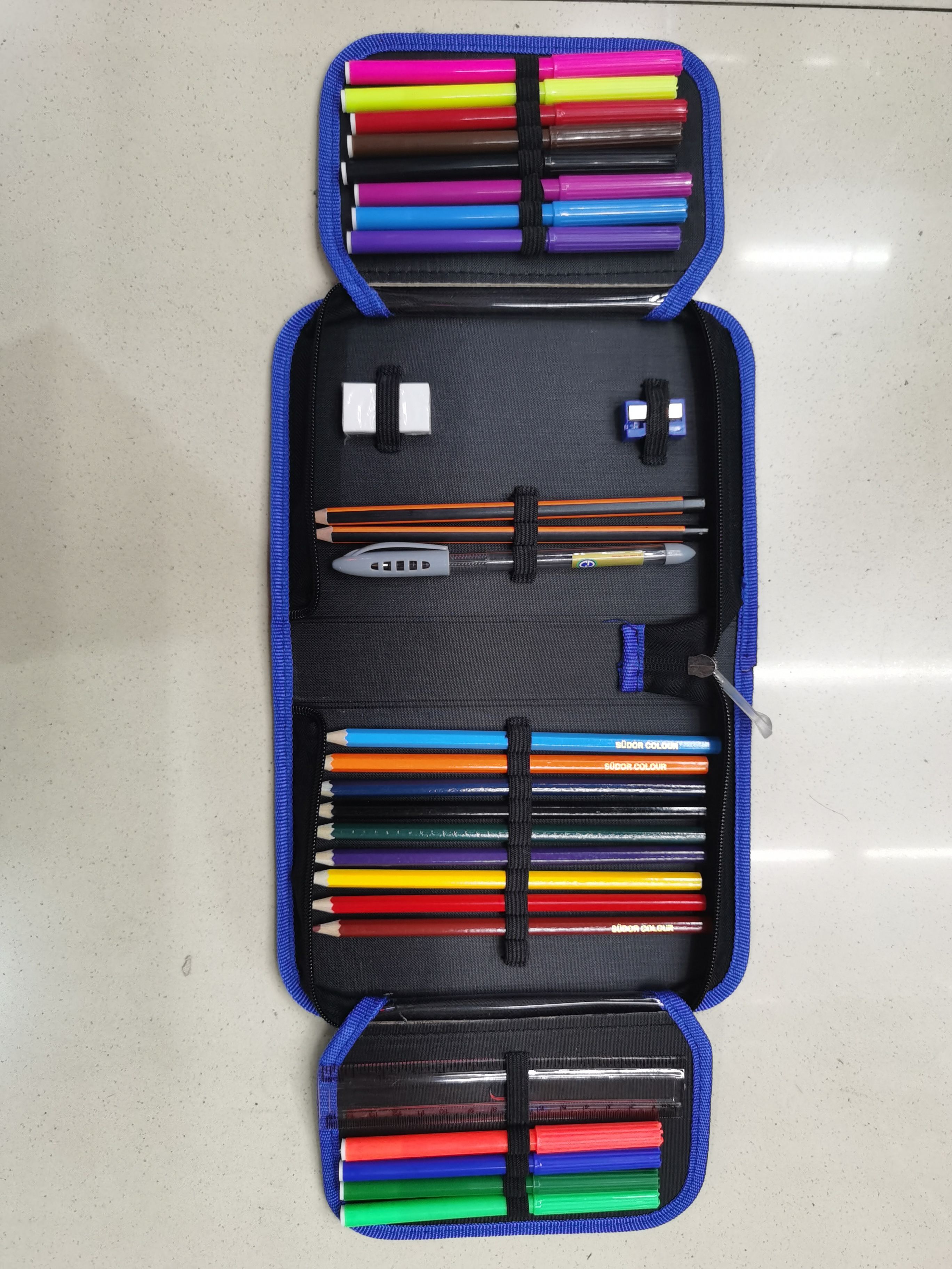 1 zipper pencil case with 2 flag with stationery full figure