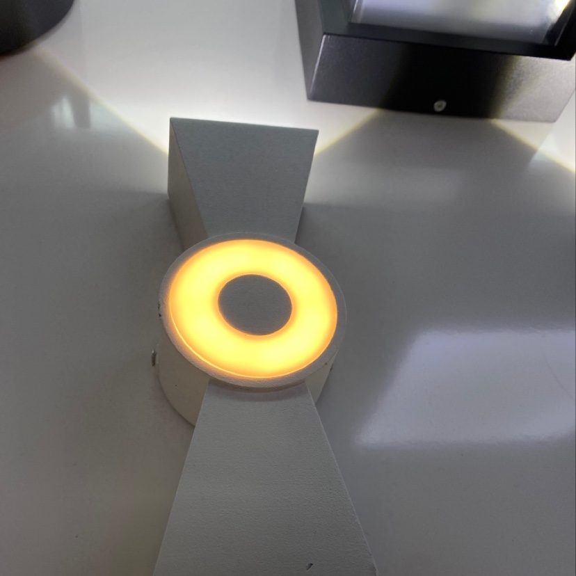 Led Wall Light/Outdoor Wall Light/B33/12W Specification drawing