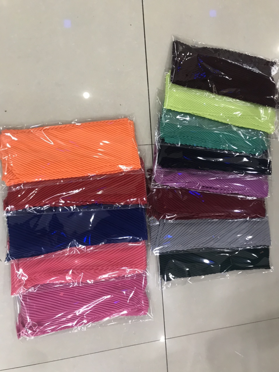 丝巾555
