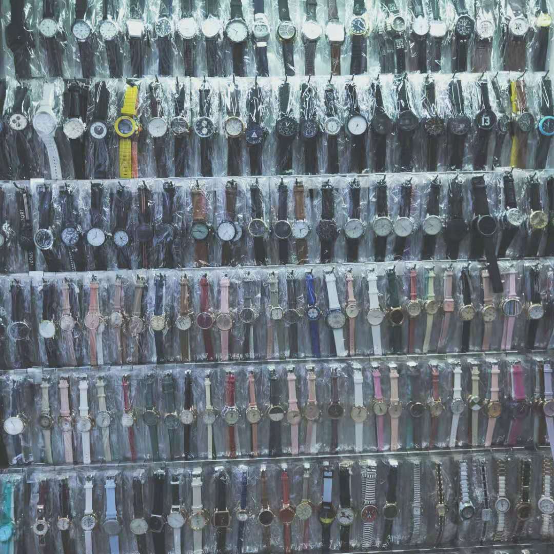 Yiwu Hongyu Watch Shop describe pic - 4