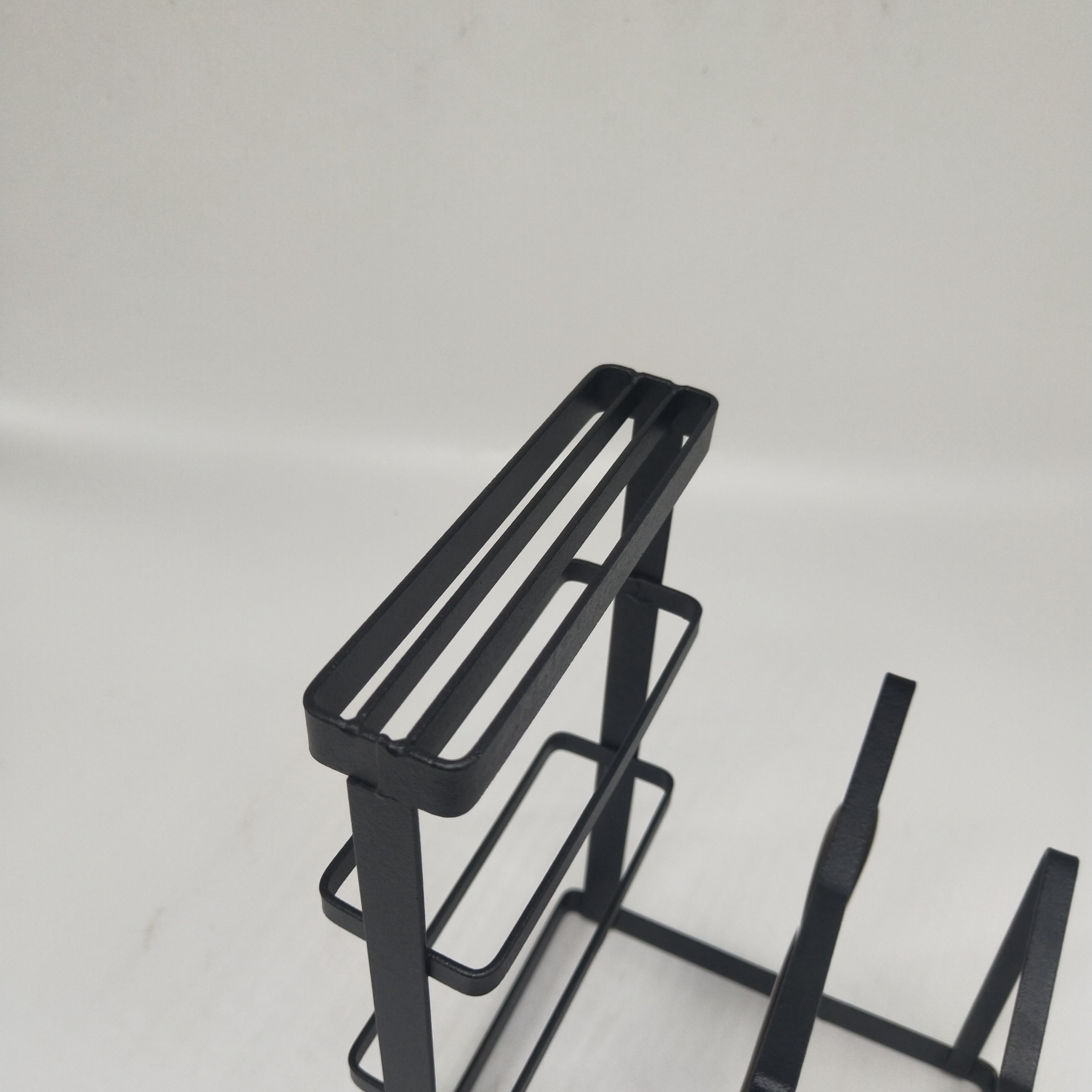 D55多功能金属扁铁多功能刀具架锅盖砧板架厨房置物架详情图4