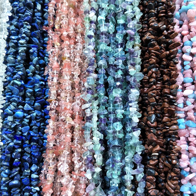 Wholesale of DIY handcrafted ethnic-style bracelet and beaded jewelry accessories made of natural unshaped crushed stone and loose beads without holes details Picture