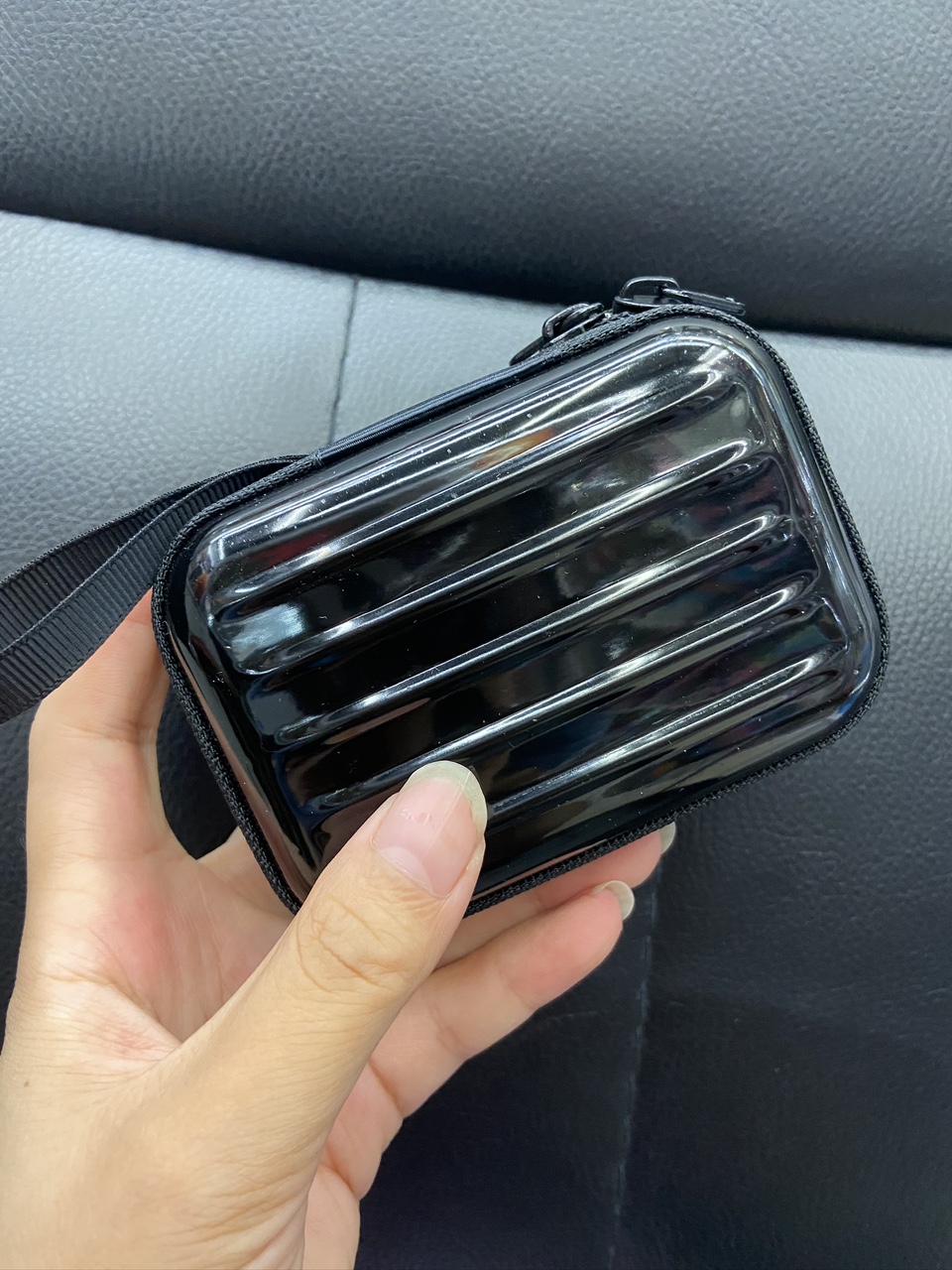 Tinplate purse black full figure