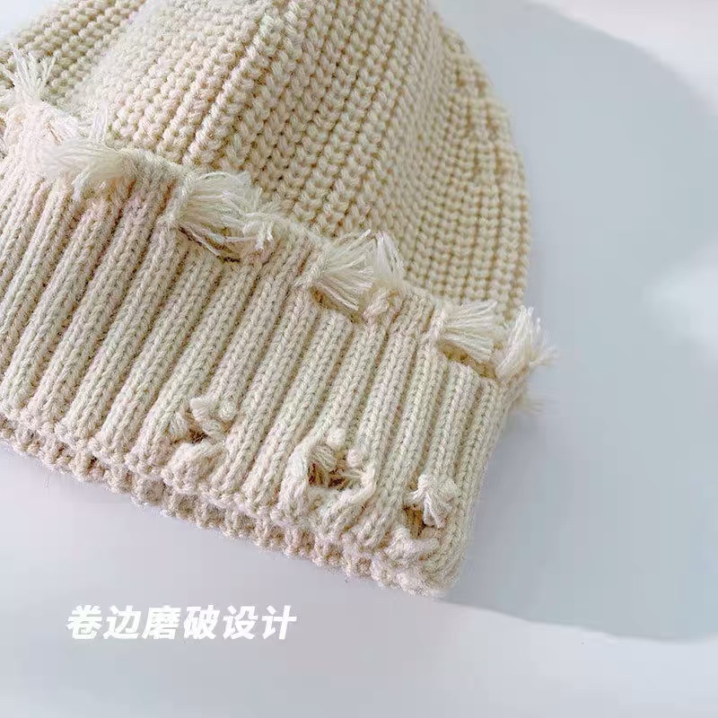 Broken edge knitted wool cap children autumn and winter yuppie fur hat landlord hat Korean edition tide street hat Application Scenario