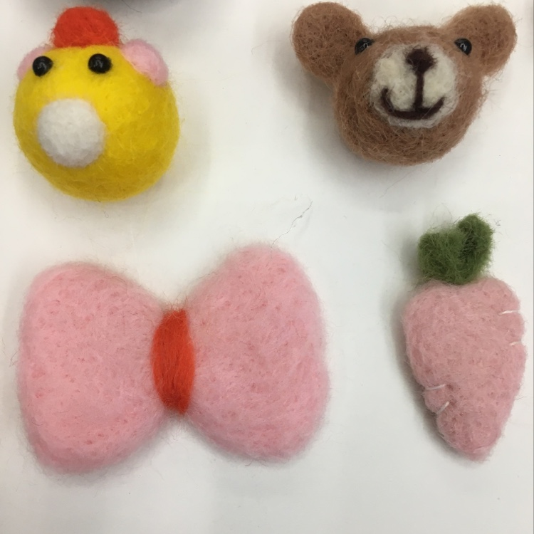 Hairy Sticky Little Animals Application Scenario