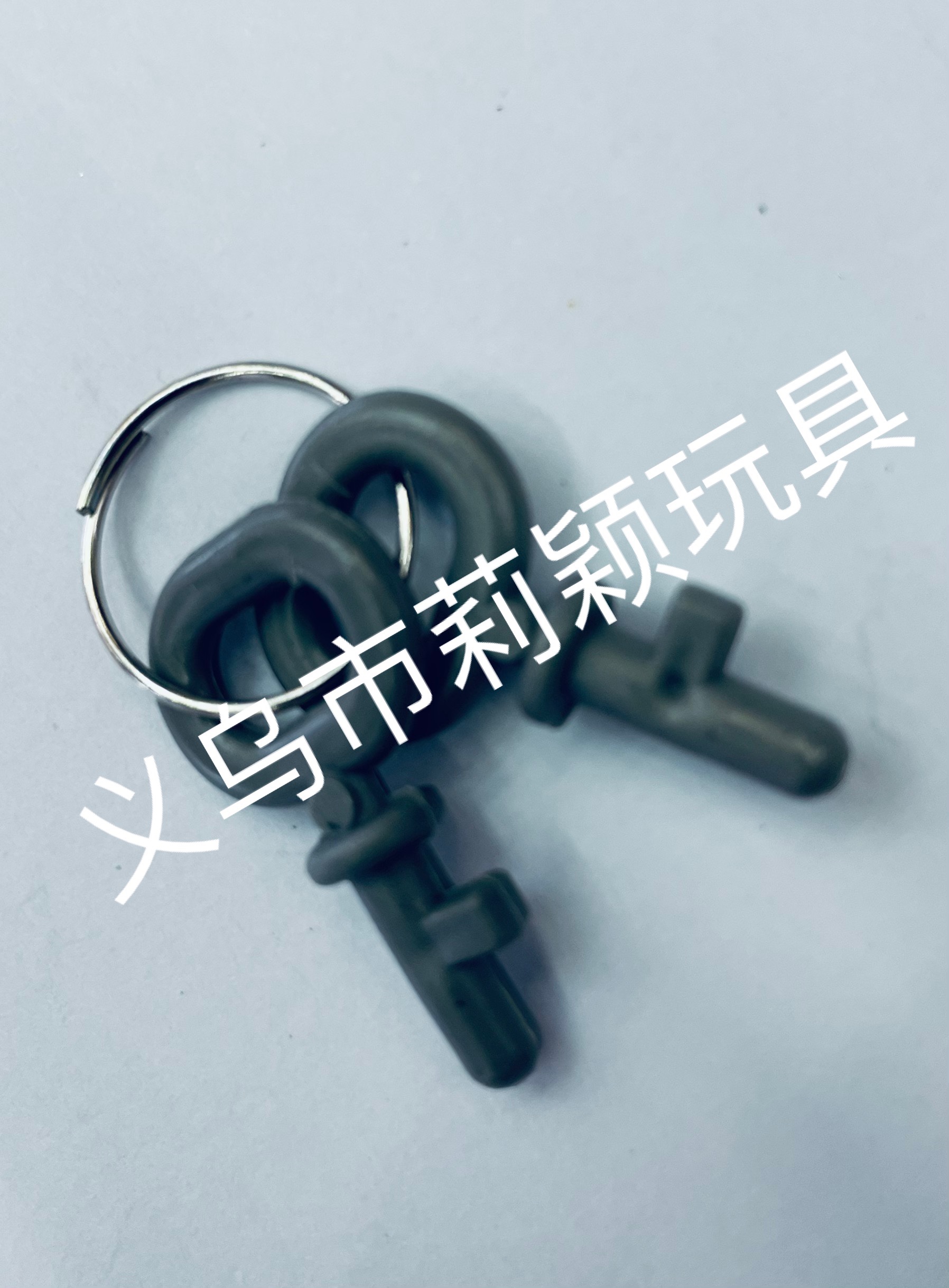 008塑料手铐 玩具手铐 服装配件 灰色手铐订做