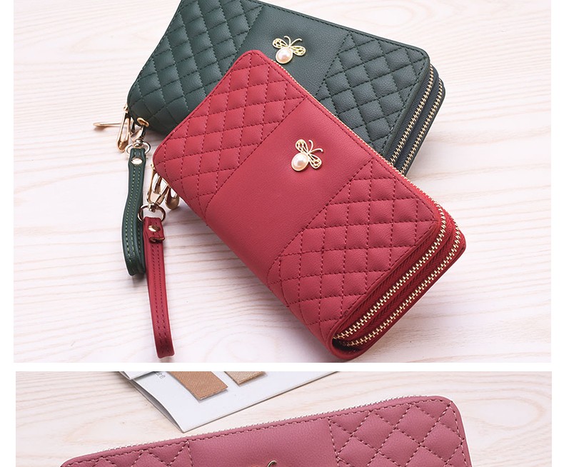 New long double-zipper mobile phone case for women, featuring bee hardware and exquisite embroidery thread, is fashionable and elegant. Factory direct sales detail image 11